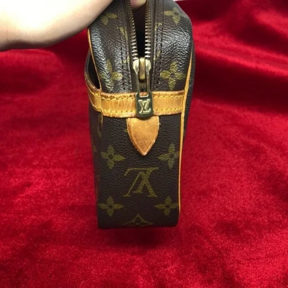 Authentic Louis Vuitton Clutch Compiegne 23 - Picture 8 of 13